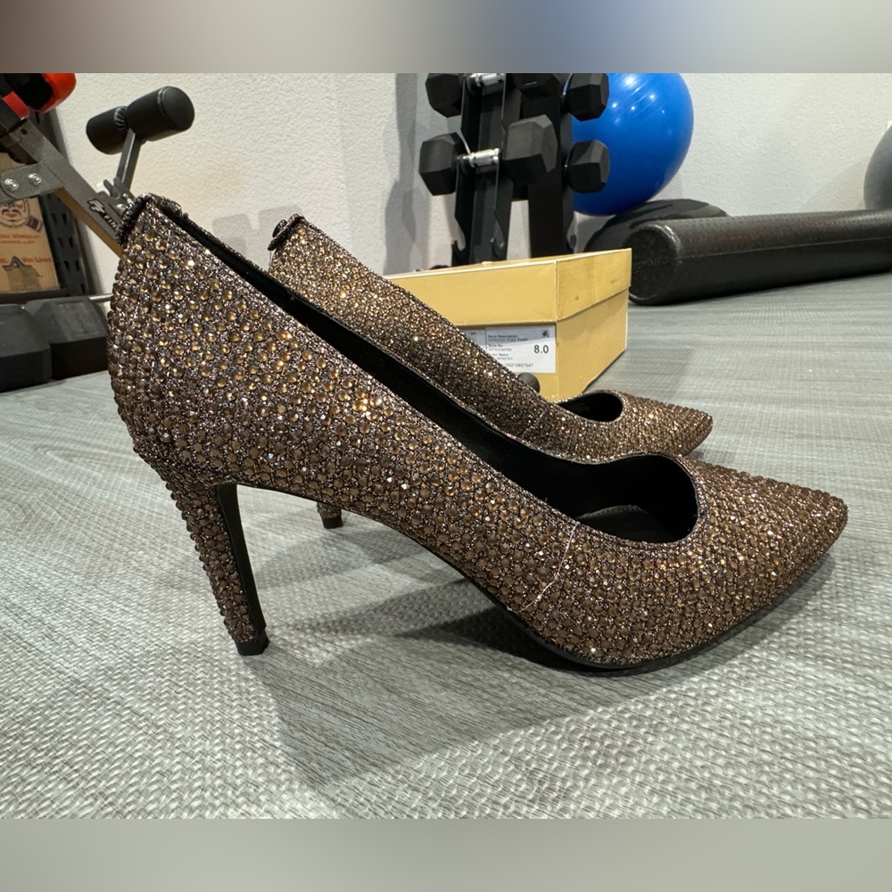 Michael Kors Dorthy Flex Pump Glitter size 8